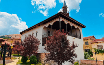 Çivisiz Cami